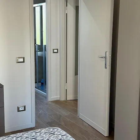 Coach 4 Apartment Florence