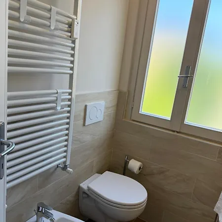 Apartment Coach 4