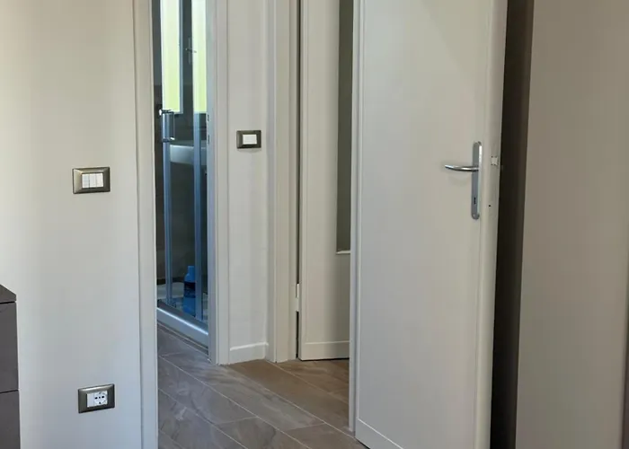 Coach 4 Apartment Florence