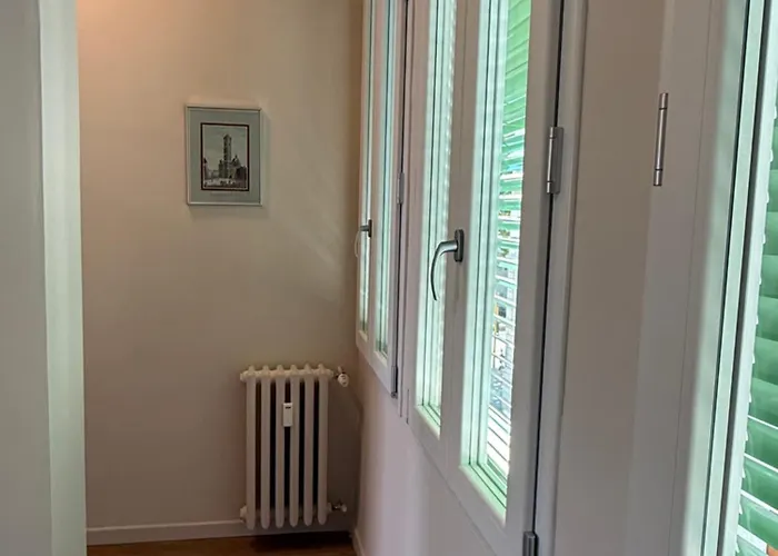 Coach 4 Apartment *
