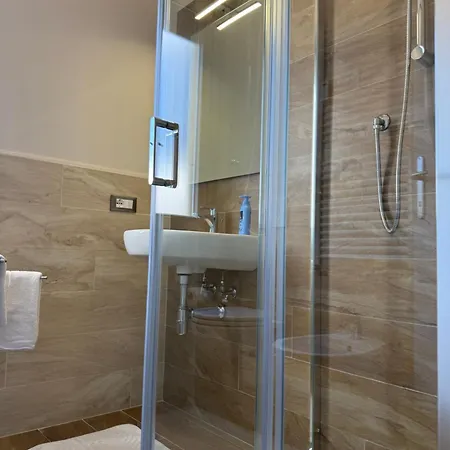 Coach 4 * Florenz